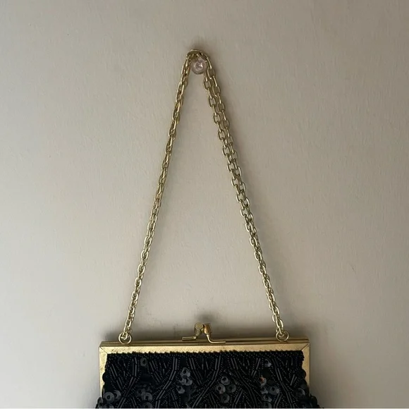 Beaded Hand Purse | Handmade | Gold Chain - Picture 9 of 16